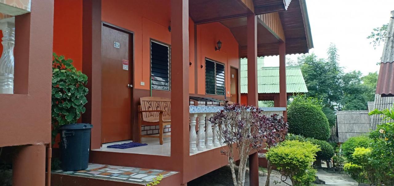 Save Bungalow Ko Tao Buitenkant foto
